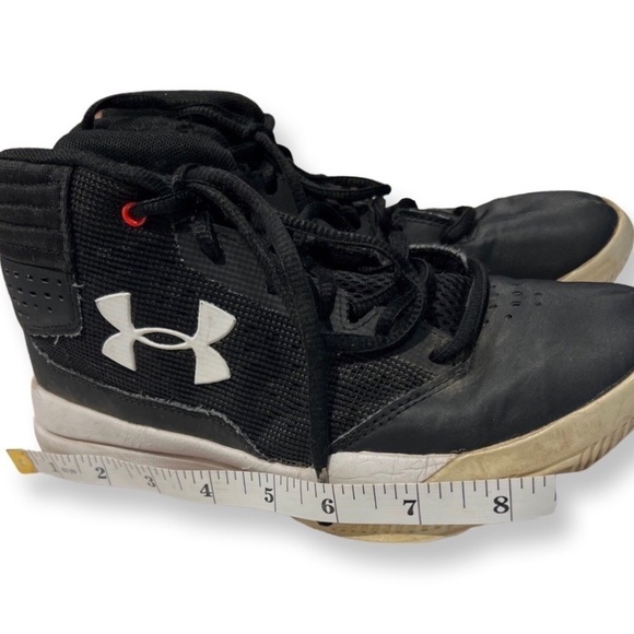 UNDER Armour Black Big Boy Running Shoes Size US 3.5 - Picture 7 of 10